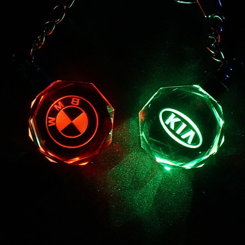 Móc Khoá Xe Ô Tô Hình Logo Hãng Xe Có Đèn Led Nhấp Nháy Tặng kèm Pin