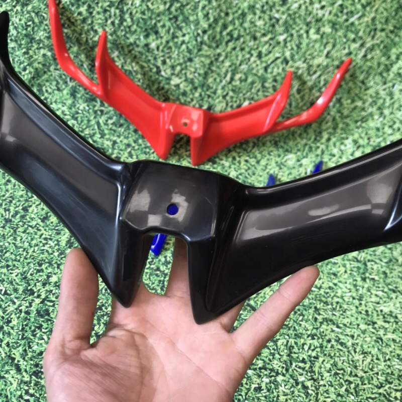 CÁNH GIÓ- hóc gió R15V3 có thể gắn cho nhiều loại xe