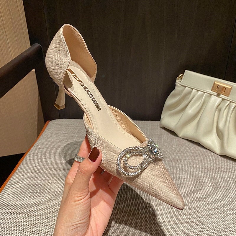 Giày cao gót nơ dây khoét eo QCCC Full box RH-668-9