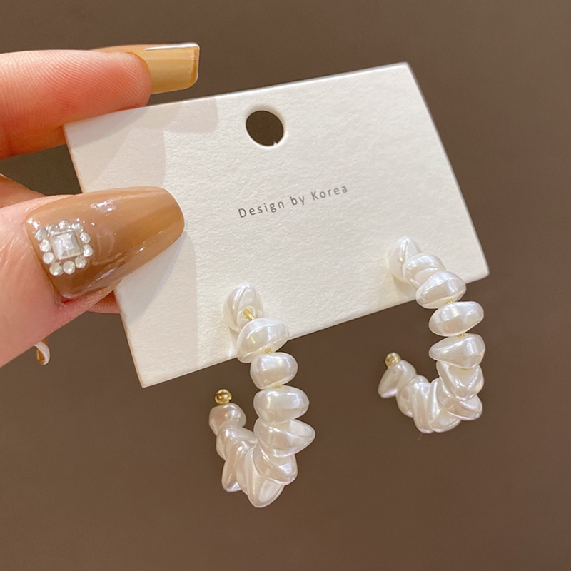 Khuyên Tai Đính Hạt Ngọc Trai Phong Cách Hàn Quốc Mới 2022