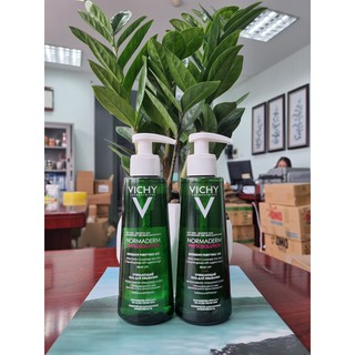 Sữa rửa mặt dành cho da dầu mụn VICHY 200ml