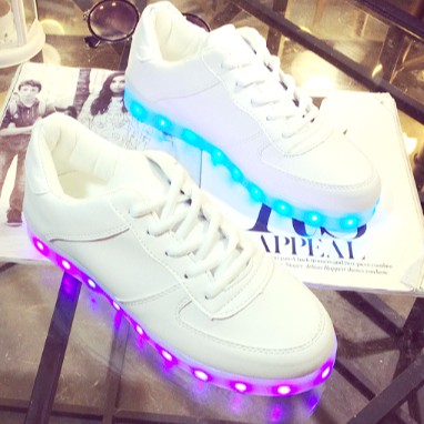Giày Led 7 màu - phong cách Hàn Quốc