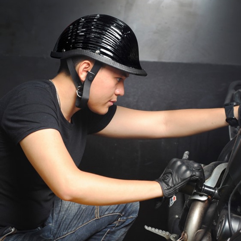Mũ bảo hiểm nửa đầu vỏ sò,nón bảo hiểm thời trang thể thao nam nữ độc lạ,cá tính.Thế giới mũ