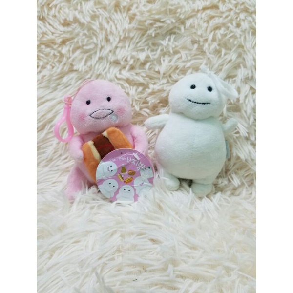 Móc khóa gấu bông mỡ mập cầm bánh