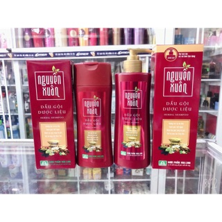 Dầu gội Dược liệu Nguyên Xuân ( màu đỏ )