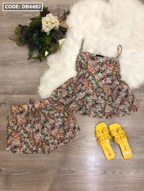 Set đồ đũi nữ quần đùi phối áo 2 dây siêu mát siêu sang siêu đẹp nha mn 😘😘😘 | BigBuy360 - bigbuy360.vn