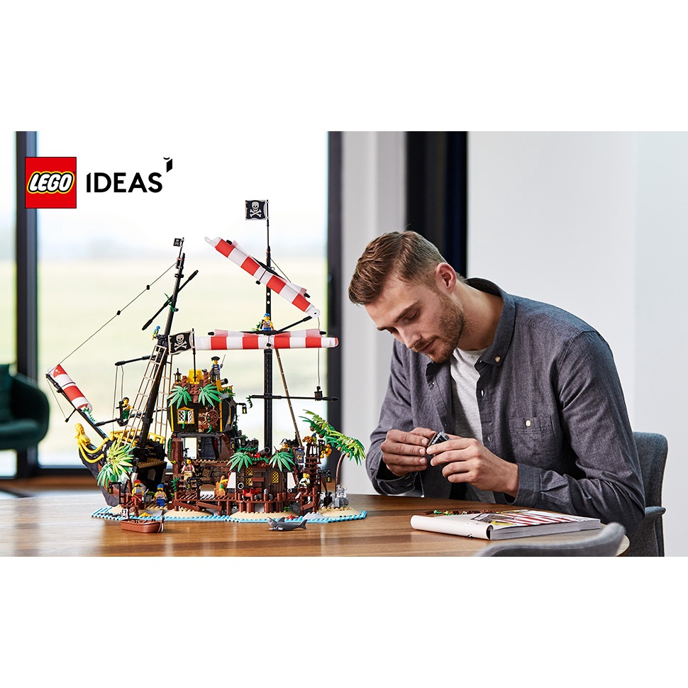 Lego 21322 Ideas Đảo cướp biển - Pirates of Barracuda Bay