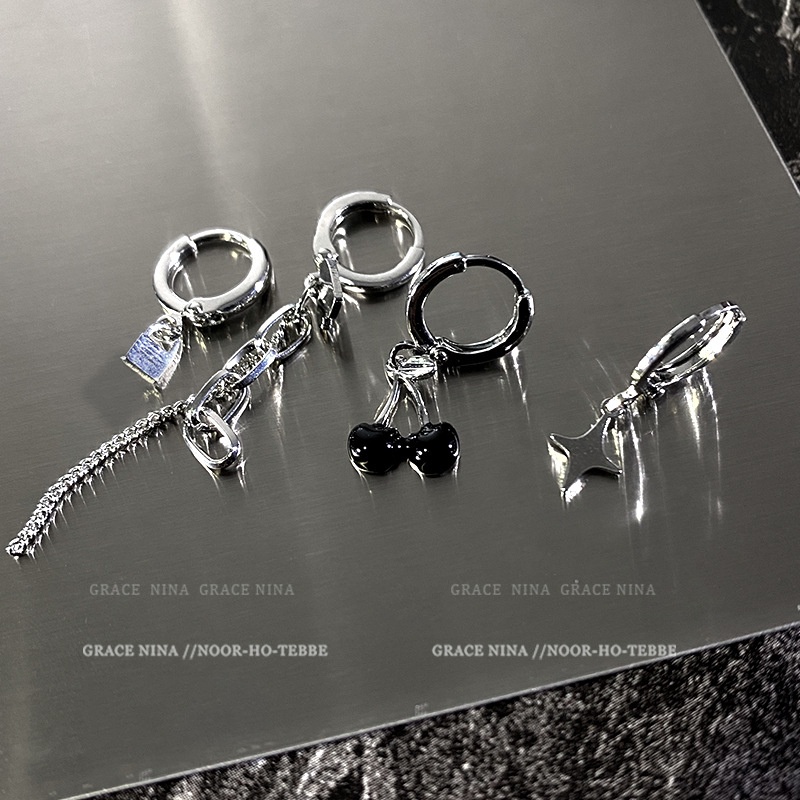 Đôi khuyên tai/ Set khuyên tai AY dáng dài mặt trái tim đính đá màu đen thời trang Hàn Quốc dành cho nữ