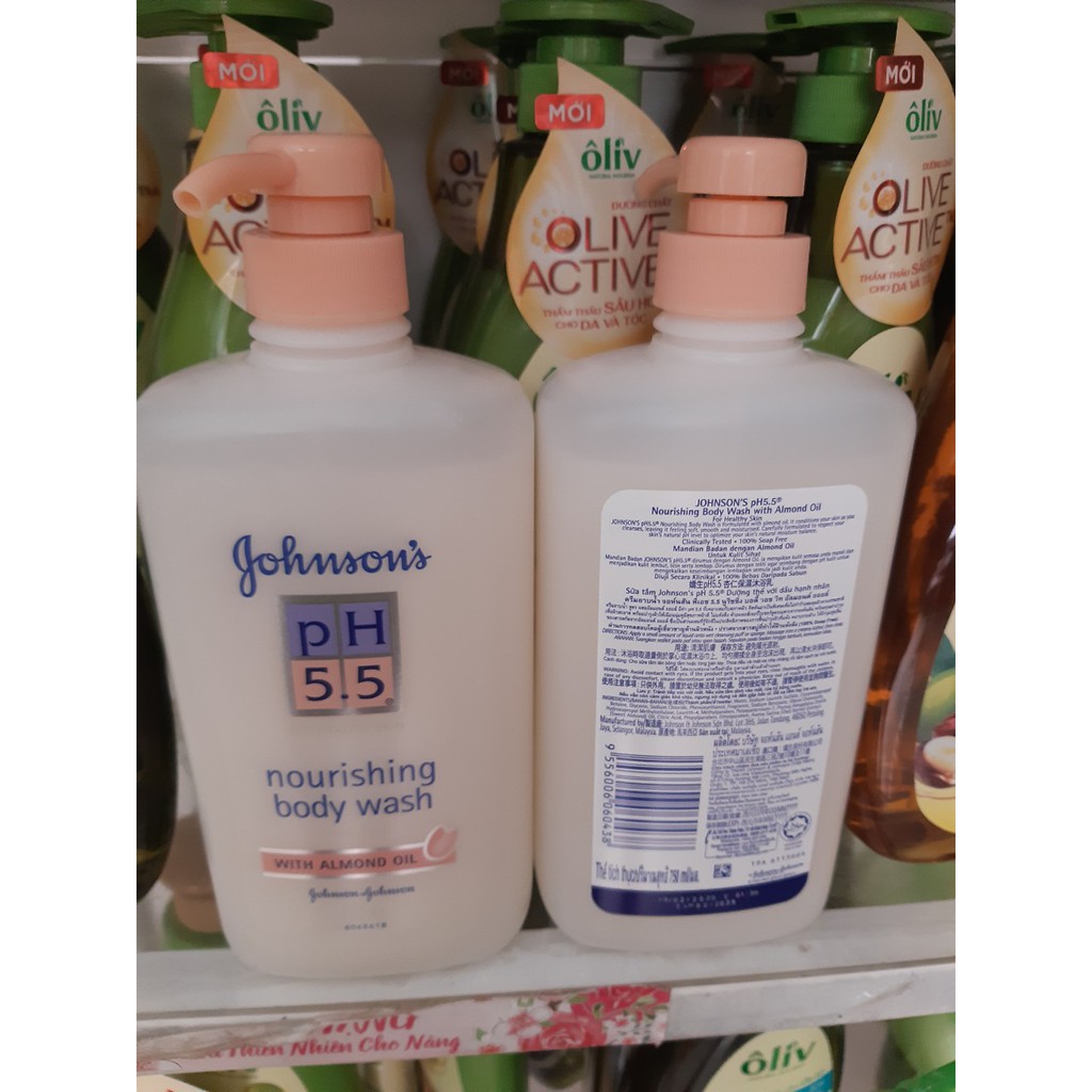 Sữa tắm pH 5.5 Johnson's Baby 750ml