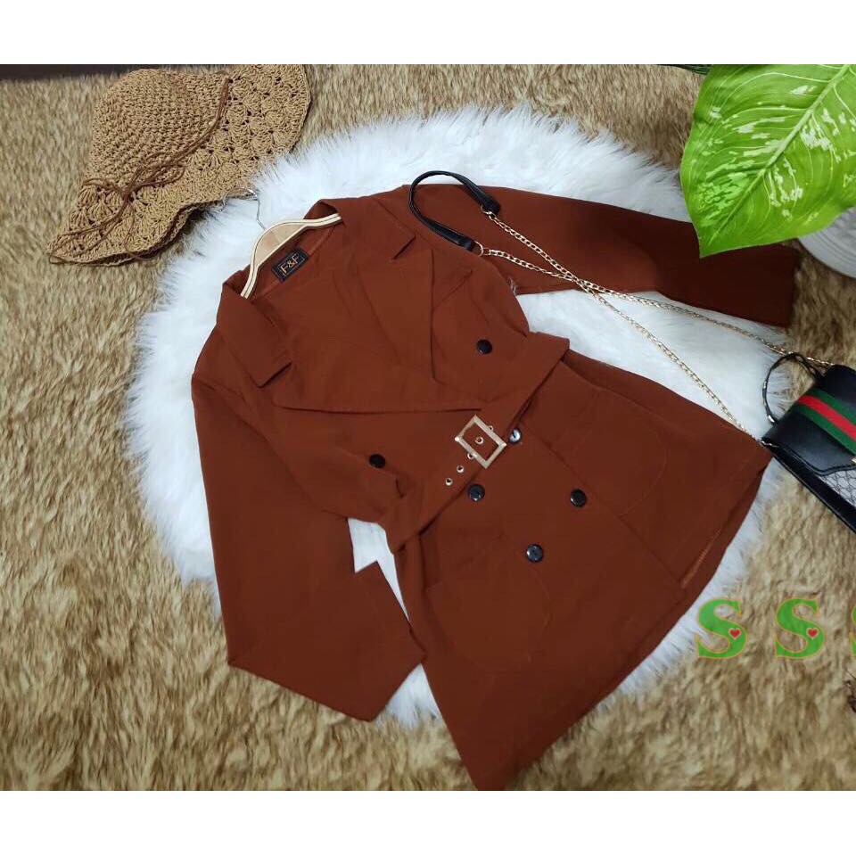 Áo khoác fom dai cổ vest phối nút kèm belt siêu sang