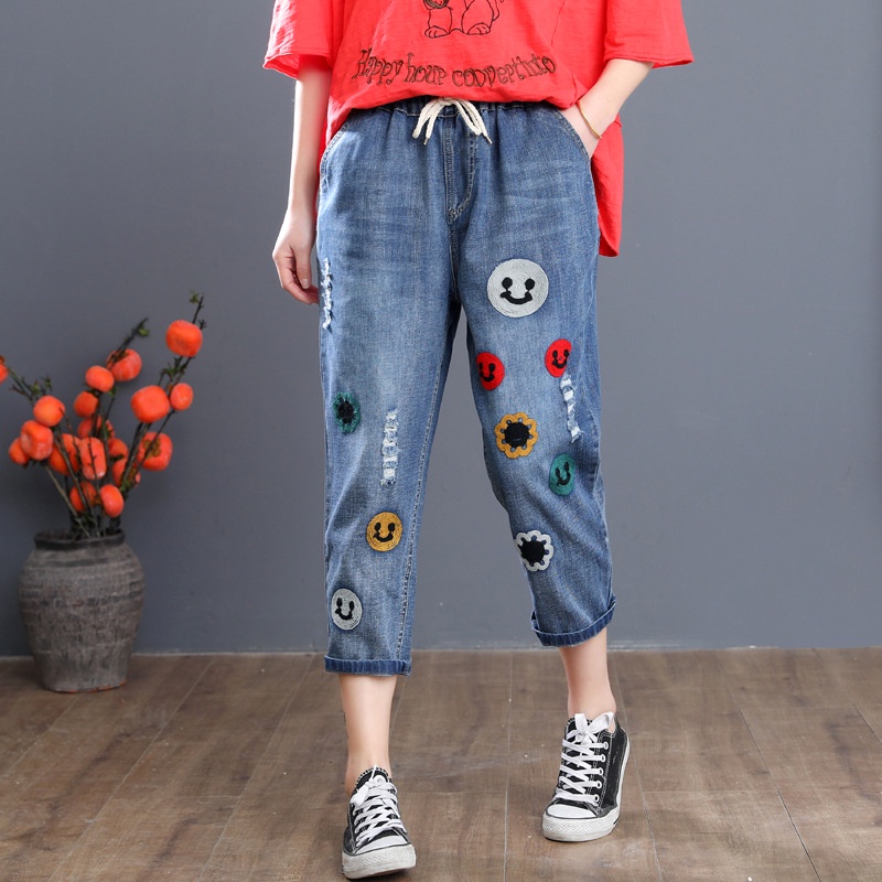 Quần jean nữ thêu hoạ tiết siêu đẹp 2022