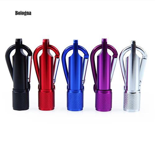 Móc Khóa Kiêm Đèn Pin Led Thể Thao Năng Động | BigBuy360 - bigbuy360.vn