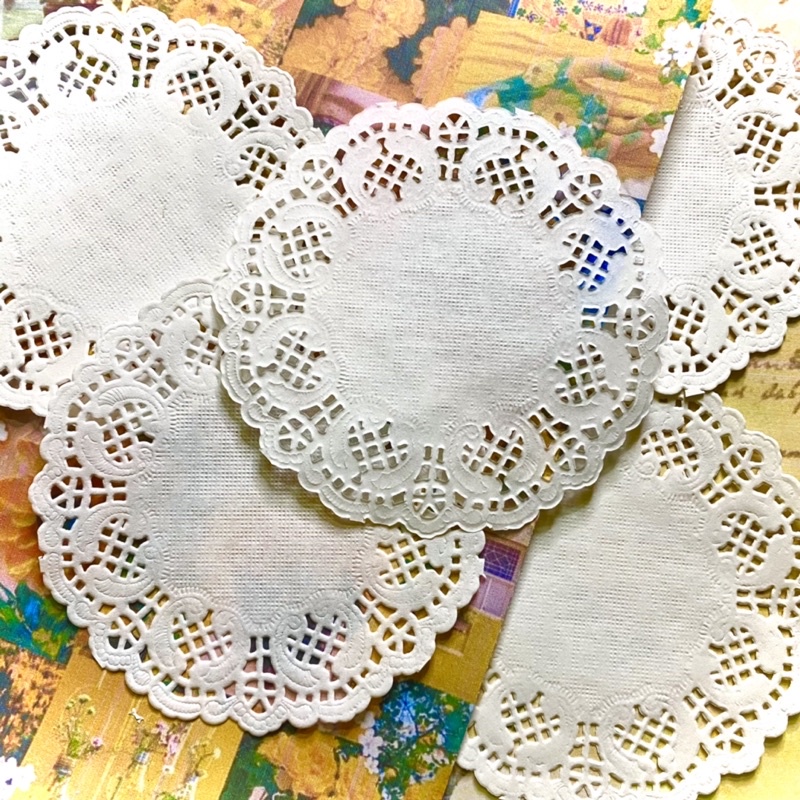 Bộ 20 tấm giấy ren tròn màu trắng dùng trang trí journal