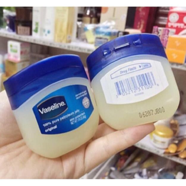 Sáp dưỡng ẩm Vaseline Mỹ 49g