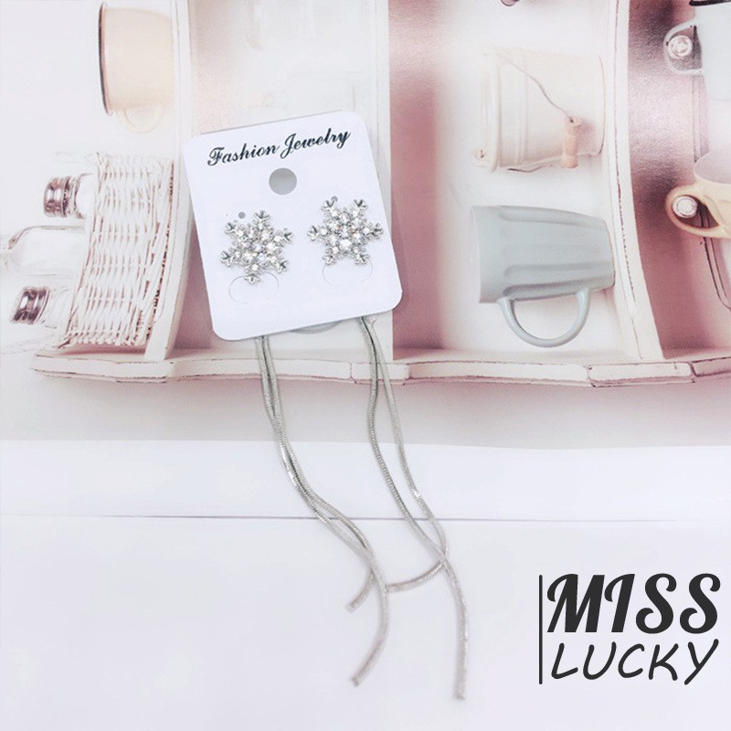 Khuyên tai nữ kiểu dáng thời trang phong cách Hàn Quốc