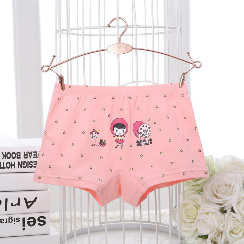 Combo Hộp 4 quần lót dạng đùi vải cotton Hàn Quốc cho bé gái mẫu Cô Bé Quàng Khăn Đỏ