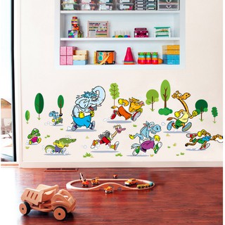 Decal dán tường vườn thú vui nhộn