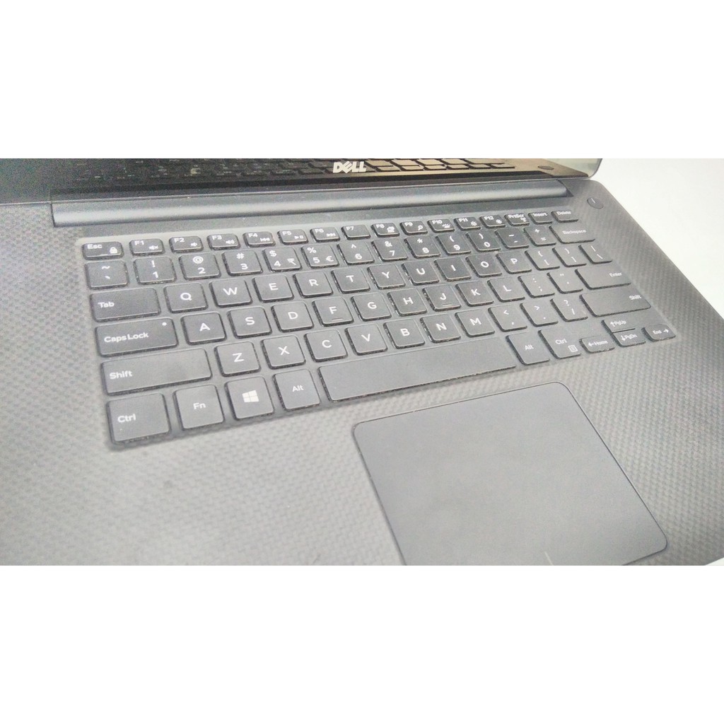 Laptop doanh nhân Dell XPS 9550 mỏng, nhẹ nhưng cấu hình máy vô cùng vượt trội