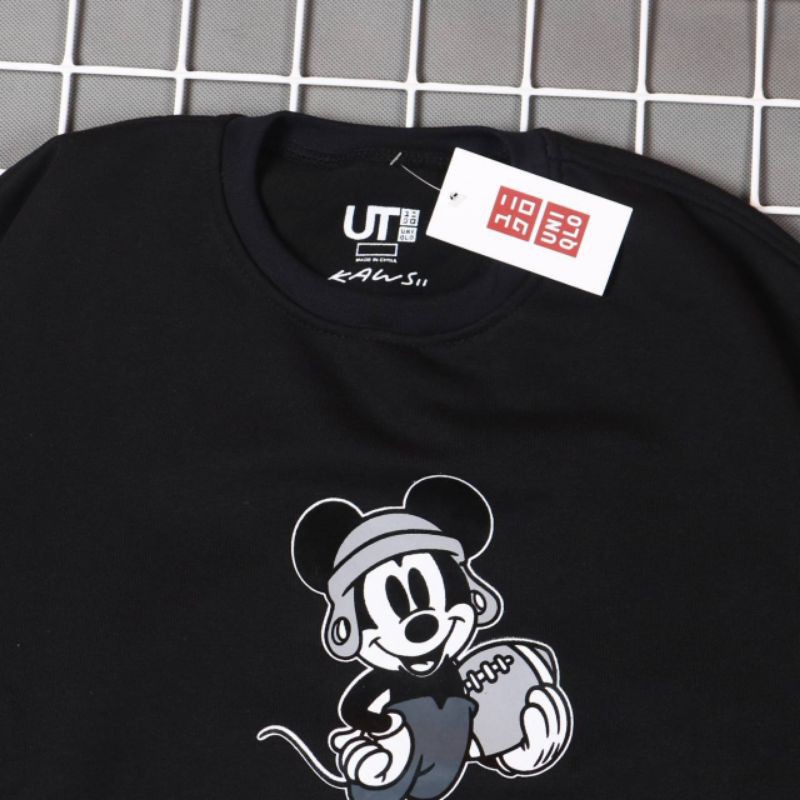 DISNEY Uniqlo Áo Sweater Cổ Tròn In Hình Chuột Mickey Xinh Xắn