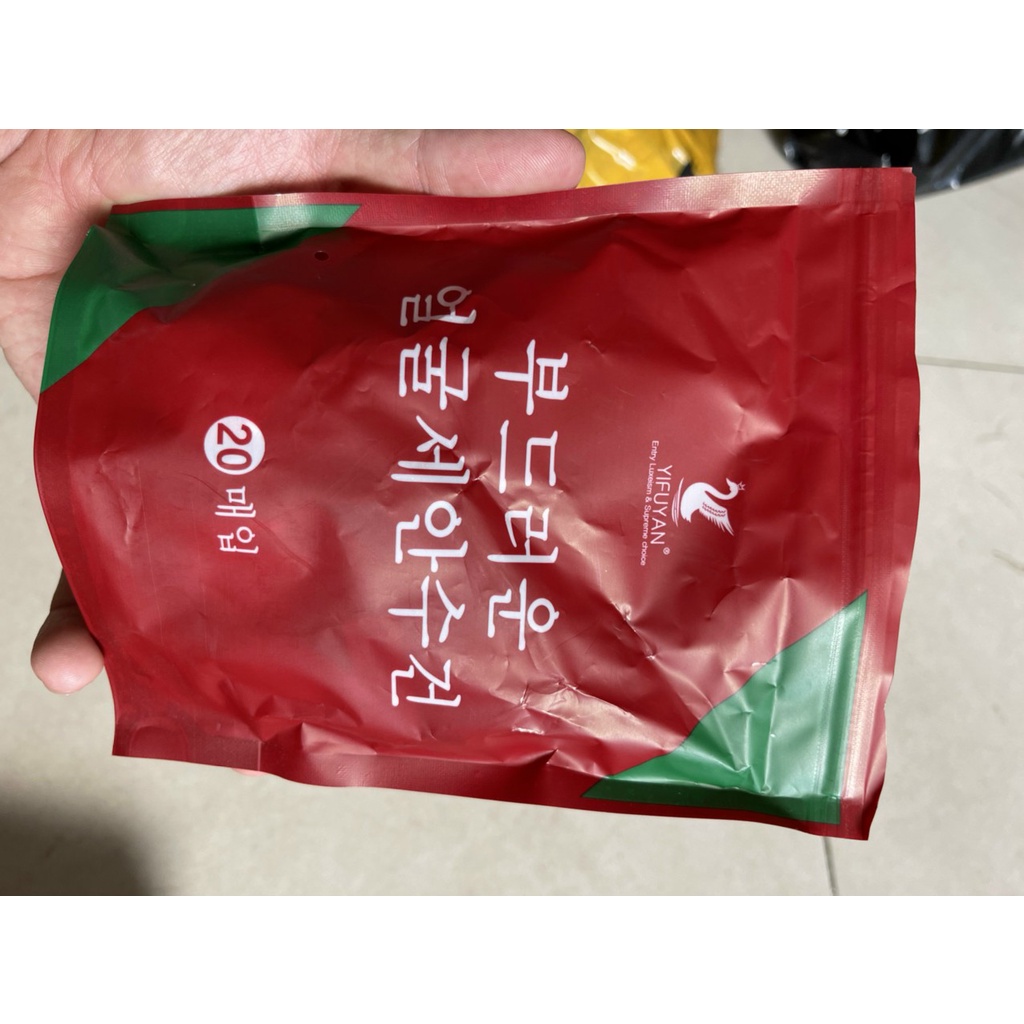 KHĂN GIẤY NÉN Hình Viên Kẹo đỏ Du Lịch Tiện Lợi