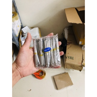 Que nặn mụn Tân Tiến bó 100 cây
