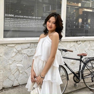 Đầm váy freesize trắng cổ yếm 3 tầng