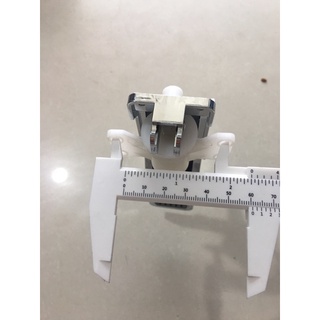 vòi máy nước nóng lạnh