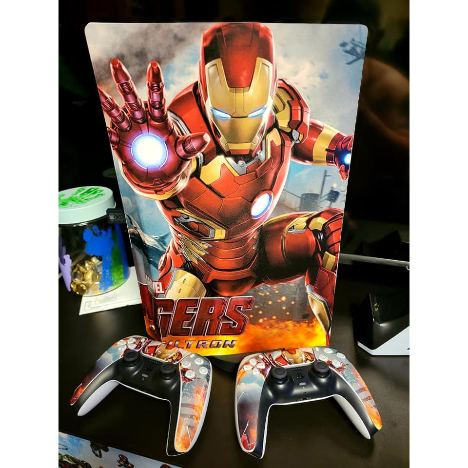 Miếng dán trang trí skin ps5 chủ đề Spider man vs Iron man