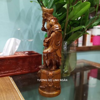 Tượng Tế công bằng gỗ thơm (cao 30 ngang 10 sâu 9 cm)