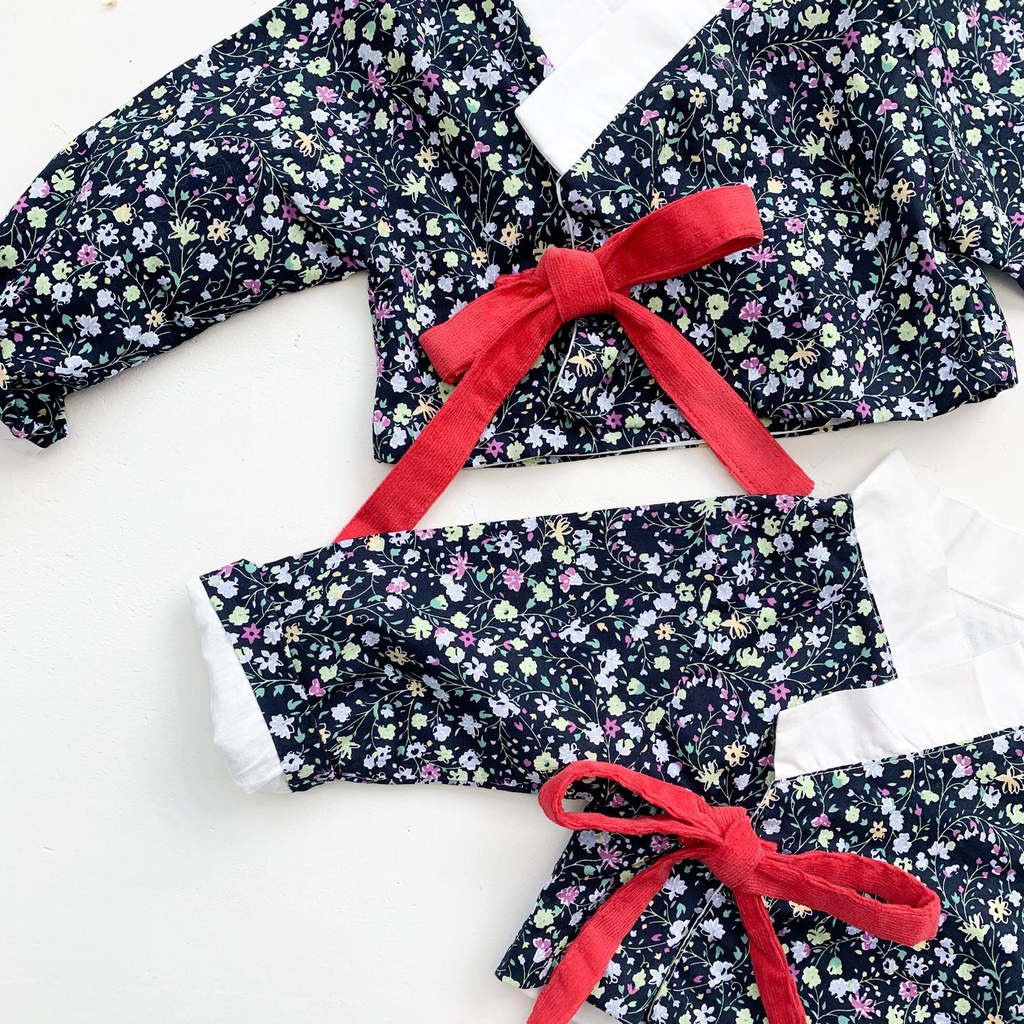 Bộ đồ 3 món dài tay in hoa phong cách mùa thu Hàn Quốc cho bé