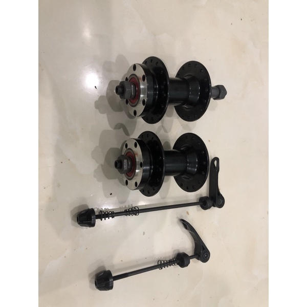 May ơ xe đạp thể thao 32 lỗ chất liệu nhôm