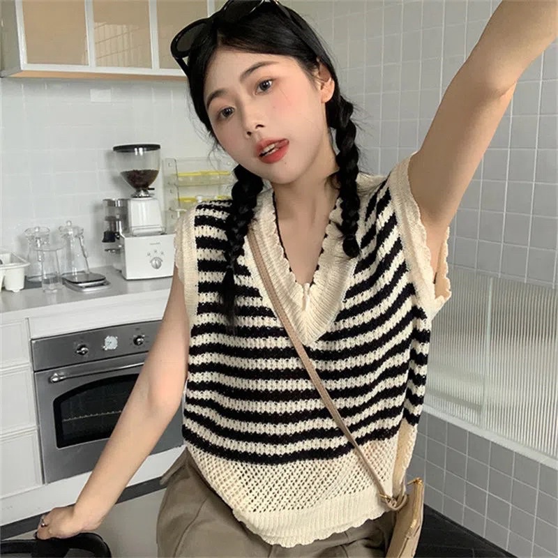 Áo Dệt Kim Cổ Tim Nữ Sọc Ngang Đen Trắng Hot Trend Không Tay Sát Nách Ba Lỗ Loại 1 Co Dãn Basic Thời Trang Cá Tính
