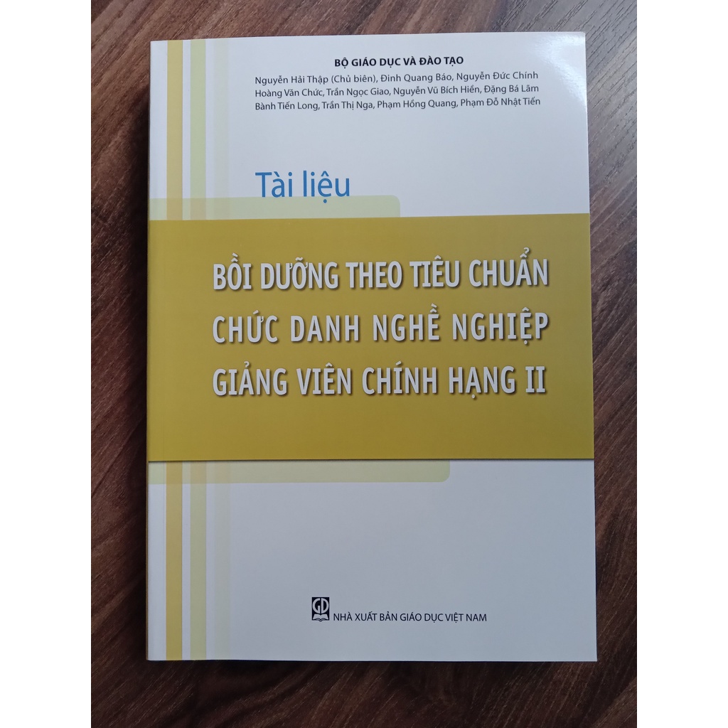 Sách - Tài liệu bồi dưỡng theo tiêu chuẩn chức danh nghề nghiệp giảng viên chính hạng 2