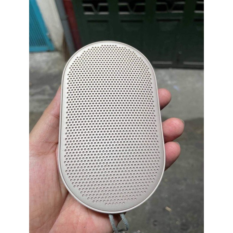 Loa Beoplay P2