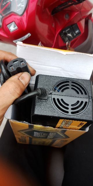 Sạc xe đạp điện 48v12a.48v20a.60v20a