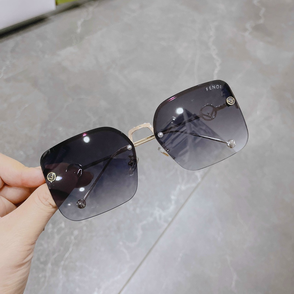 KÍNH MÁT NỮ OMBRE PHONG CÁCH HÀN QUỐC GỌNG VUÔNG KIM LOẠI