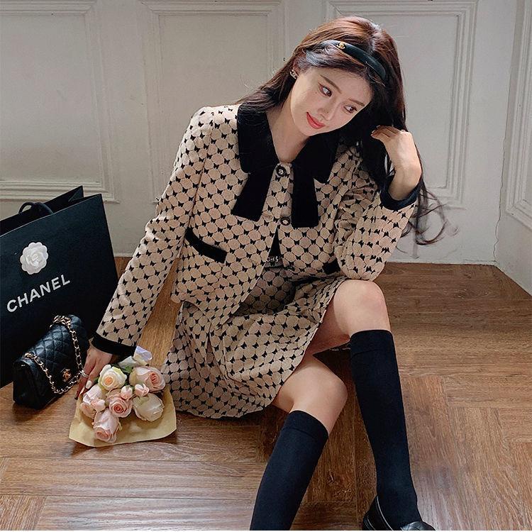 Set áo khoác vest thắt nơ phối chân váy caro phong cách Pháp Retro thời trang mùa thu cho nữ 2021 27 | BigBuy360 - bigbuy360.vn