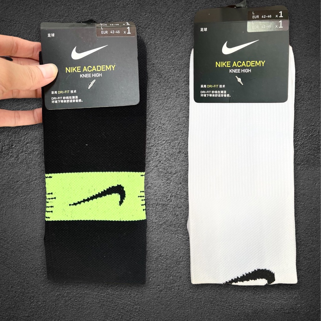 Vớ Bóng Đá Njke Cổ Cao Qua Gối - Có Thể Chứa Ống Đồng - Cực Êm , Dày Dặn , Dài Qua Đầu Gối