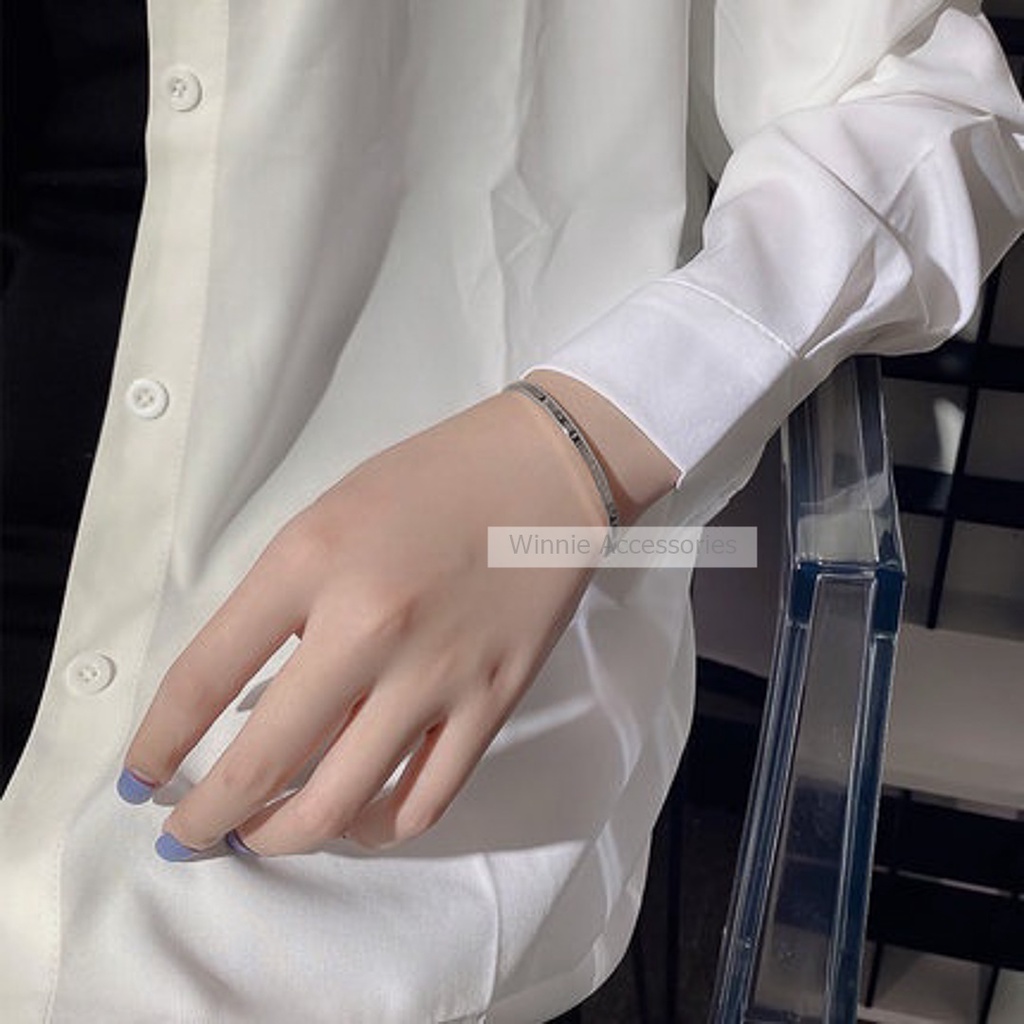 Vòng tay nữ titan Cuff trơn cổ điển | 3 màu | Size S/M