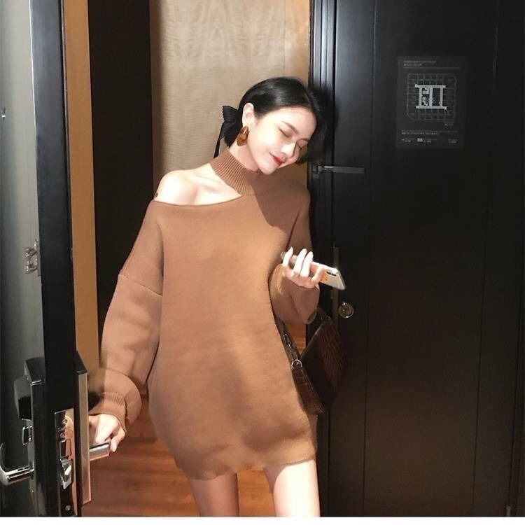 Áo Sweater Dệt Kim Tay Dài Dáng Rộng Cổ Treo Hở Vai Thời Trang Thu Đông Cho Nữ 2021