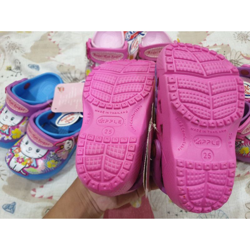Dép sục bé gái hello kitty siêu đáng yêu Red apple Thái Lan