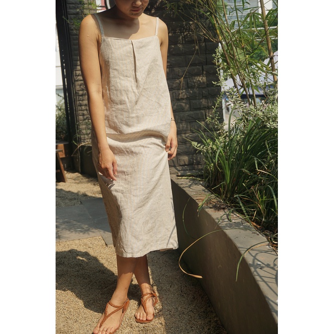 Đầm 2 dây linen thắt lưng kẻ sọc-  Đầm Bách Hợp - Youth Linen