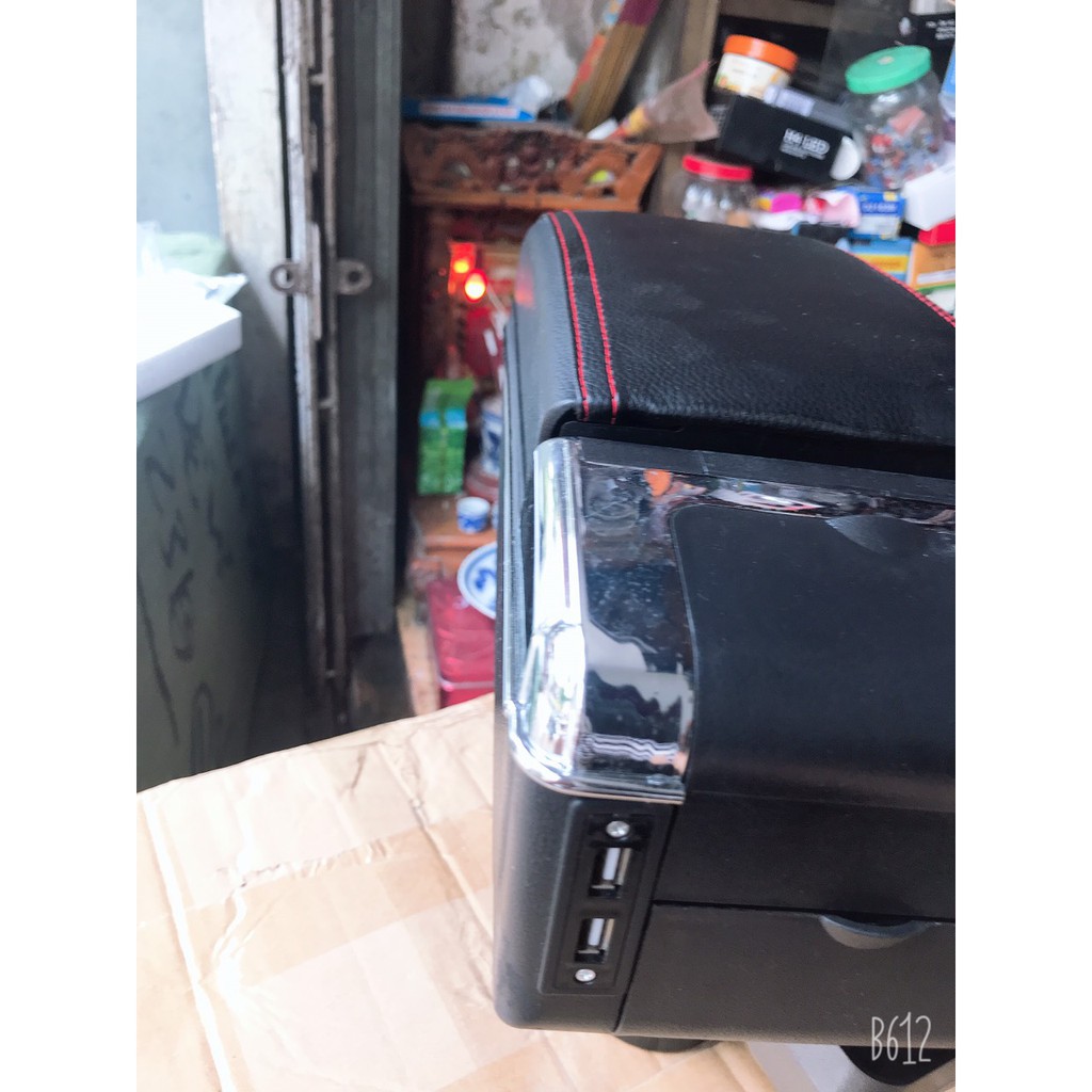 Hộp Tỳ Tay xe Mitsubishi Attrage và Mirage màu đen - Mẫu 2