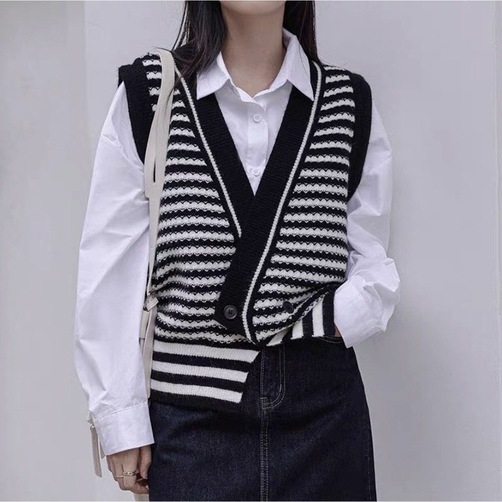 [Ảnh thật] Áo gile len mỏng kẻ ngang cài cúc nhiều màu ulzzang