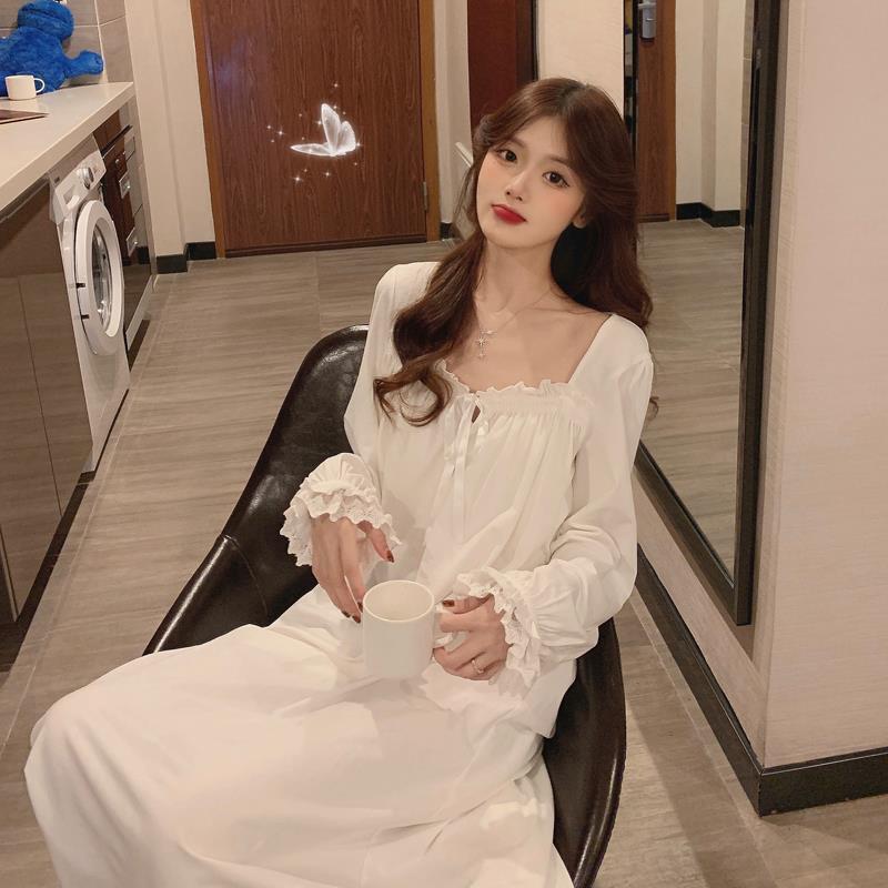Đầm Ngủ Dài Tay Phối Ren Phong Cách Hàn Quốc 2021 | BigBuy360 - bigbuy360.vn