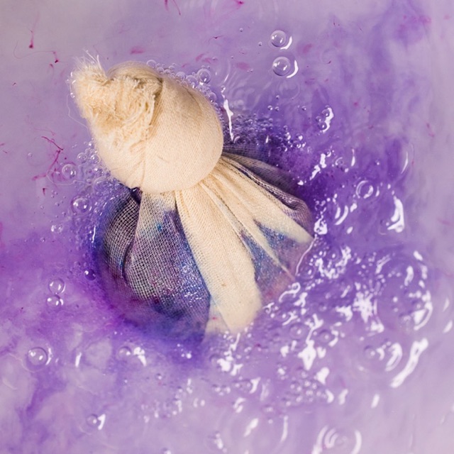 Bom tắm LUSH - Deep Sleep bath bomb | BigBuy360 - bigbuy360.vn