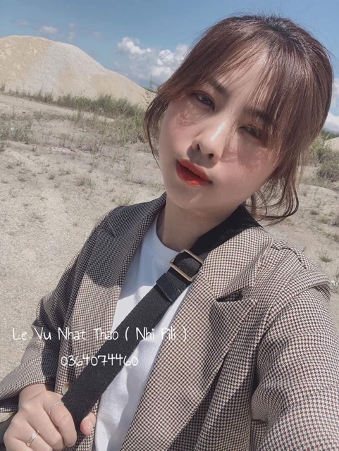 {Có Sẵn}Áo Blazer kẻ nhỏ kèm hình thật chất siêu đẹp