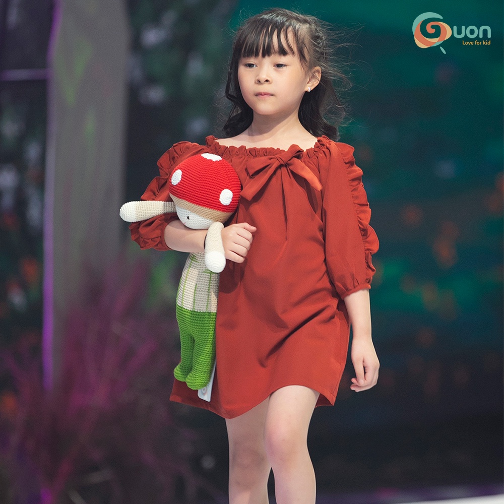 Váy bé gái trễ vai từ 6-24kg vải cotton thoáng mát Sarah - GUON
