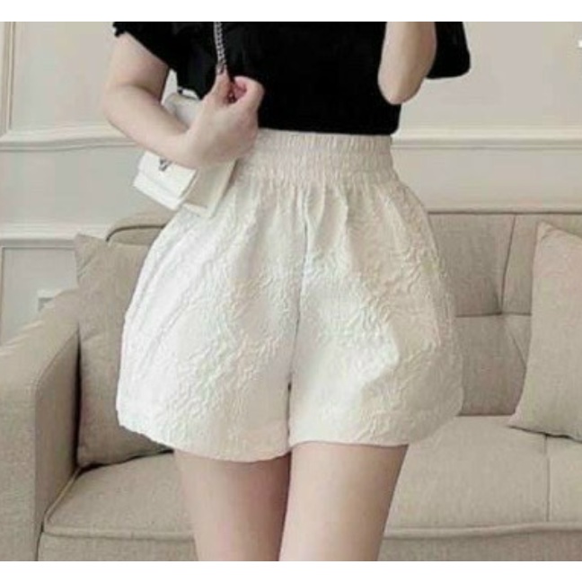 Quần Short Nữ Phồng Hoa Nổi Ống Rộng Cạp Cao 2 Màu siêu xinh