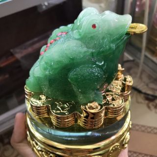 Ông cóc xoay ngọc xanh